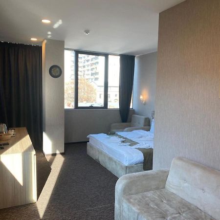 Tbt Hotel Tbilisi Exteriér fotografie